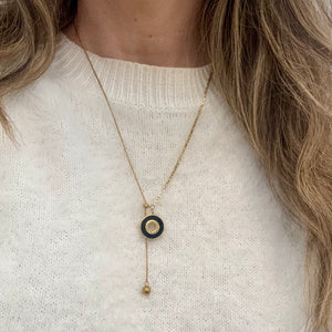 Elegant Gold Necklace