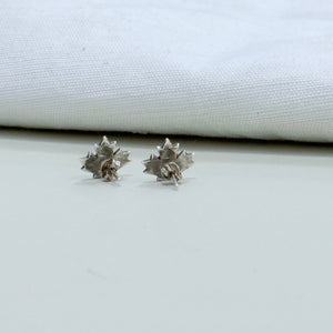 Canadian Maple Leaf Studs