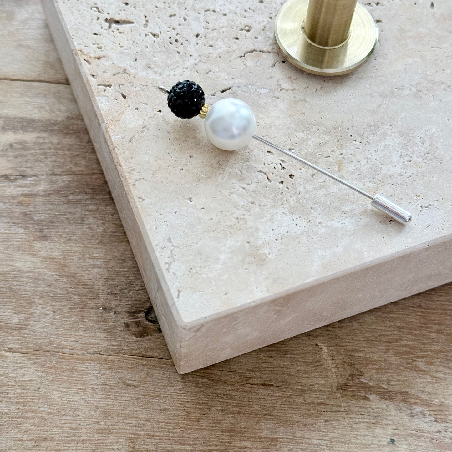 The Pavé & Pearl Stickpin