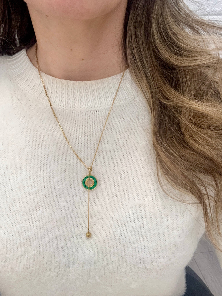 Elegant Gold Necklace
