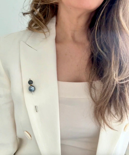 The Pavé & Pearl Brooch Pin
