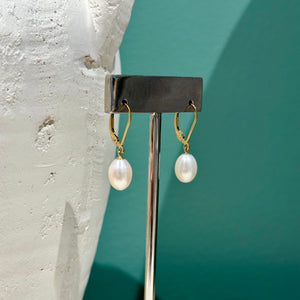 Freshwater Pearl Earrings