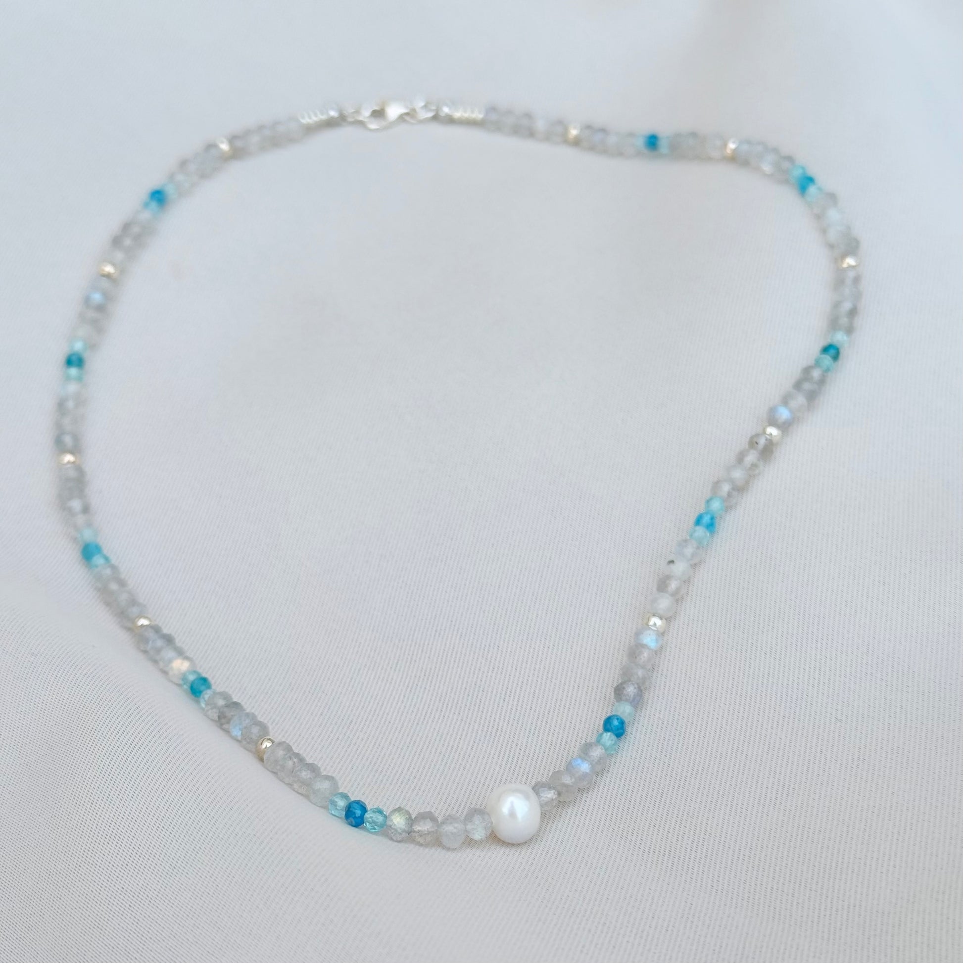Labradorite Necklace - Think Stunning