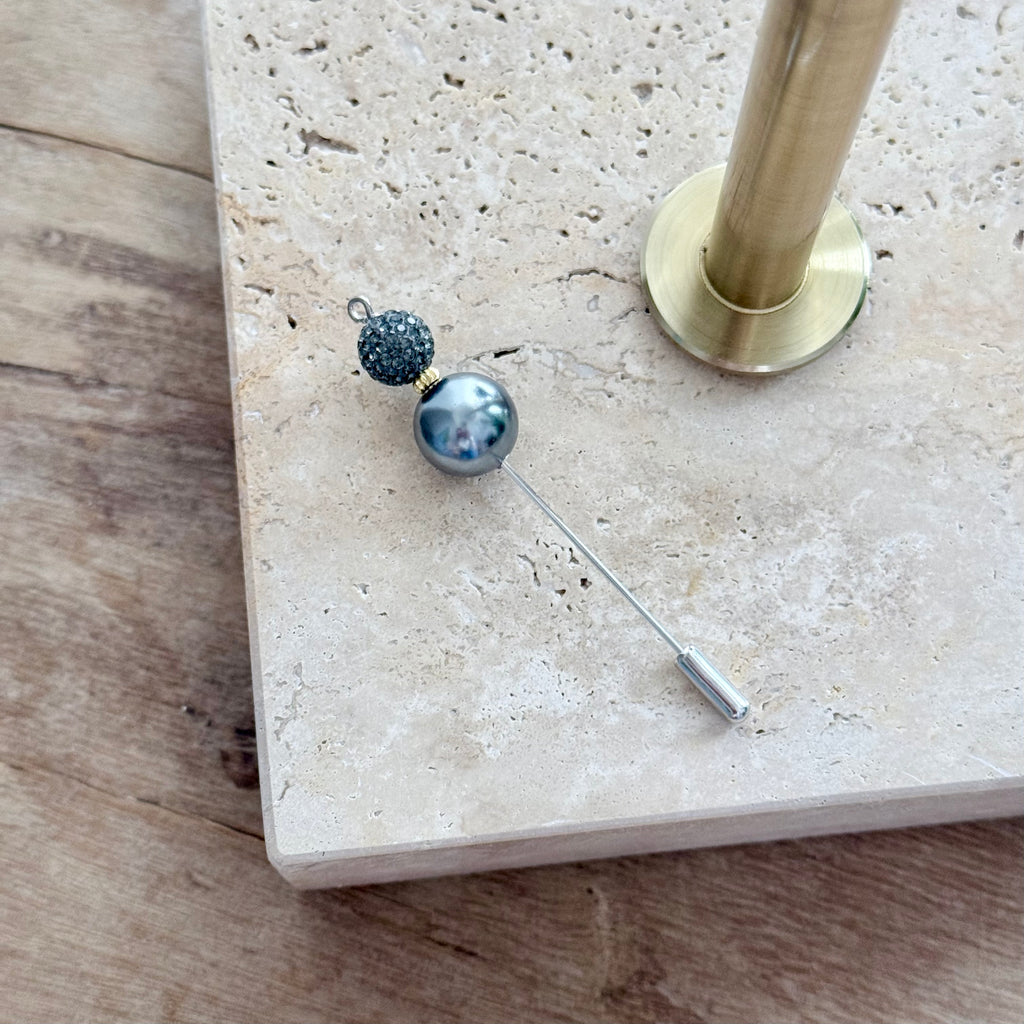 The Pavé & Pearl Stickpin