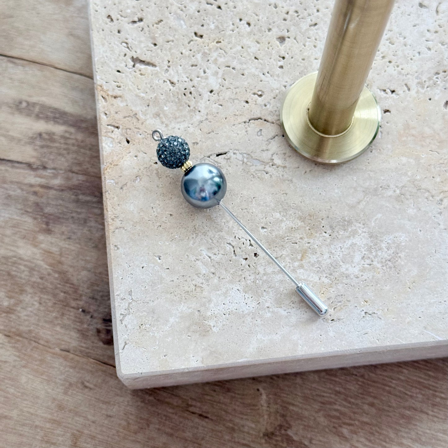 The Pavé & Pearl Stickpin