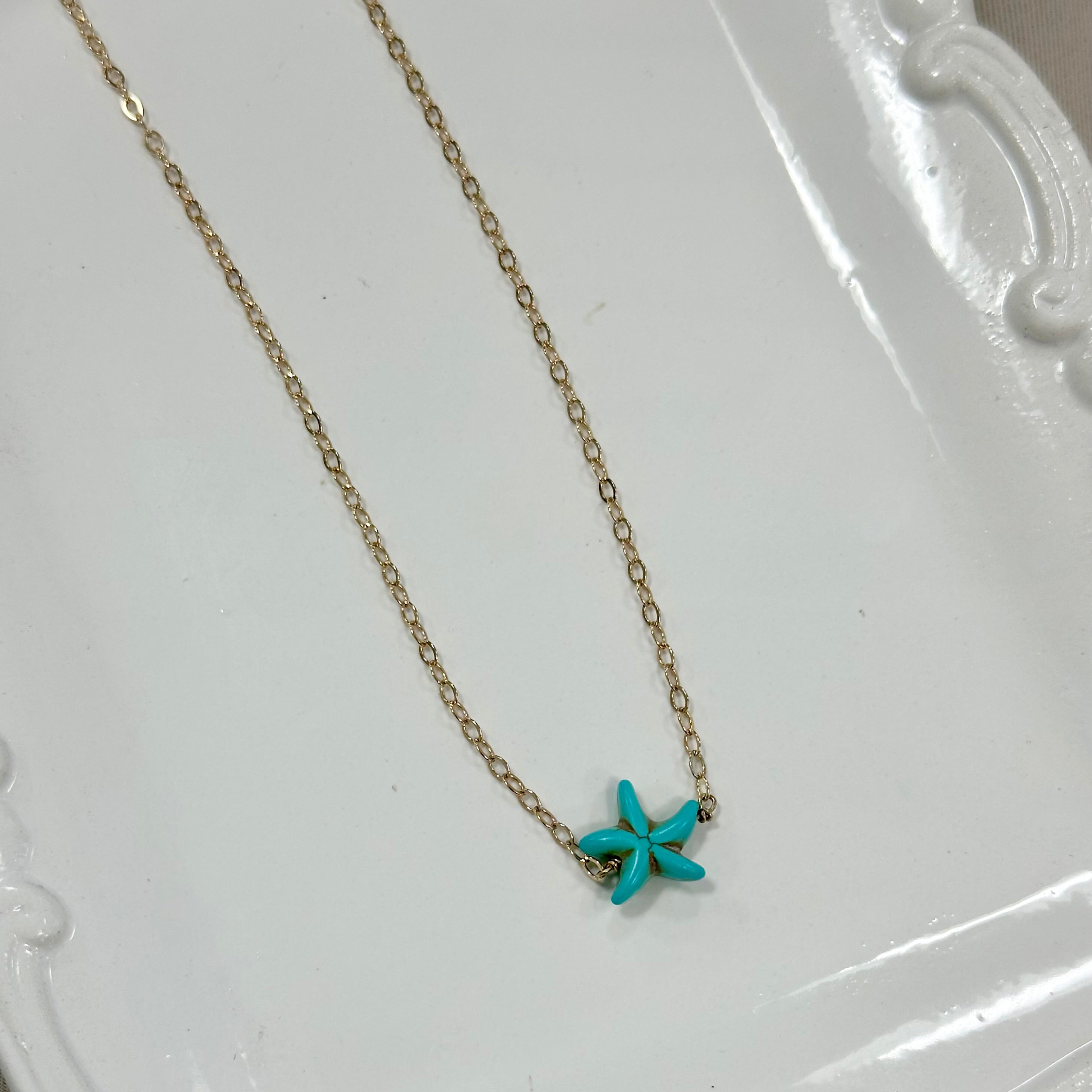 Dainty Gold Necklace