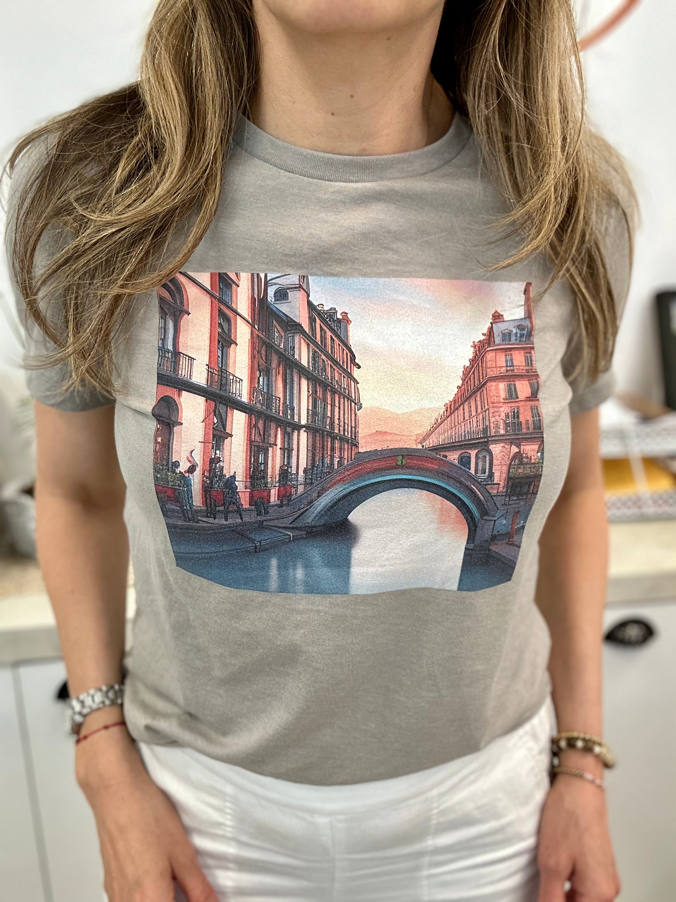 Women's Relaxed T-Shirt