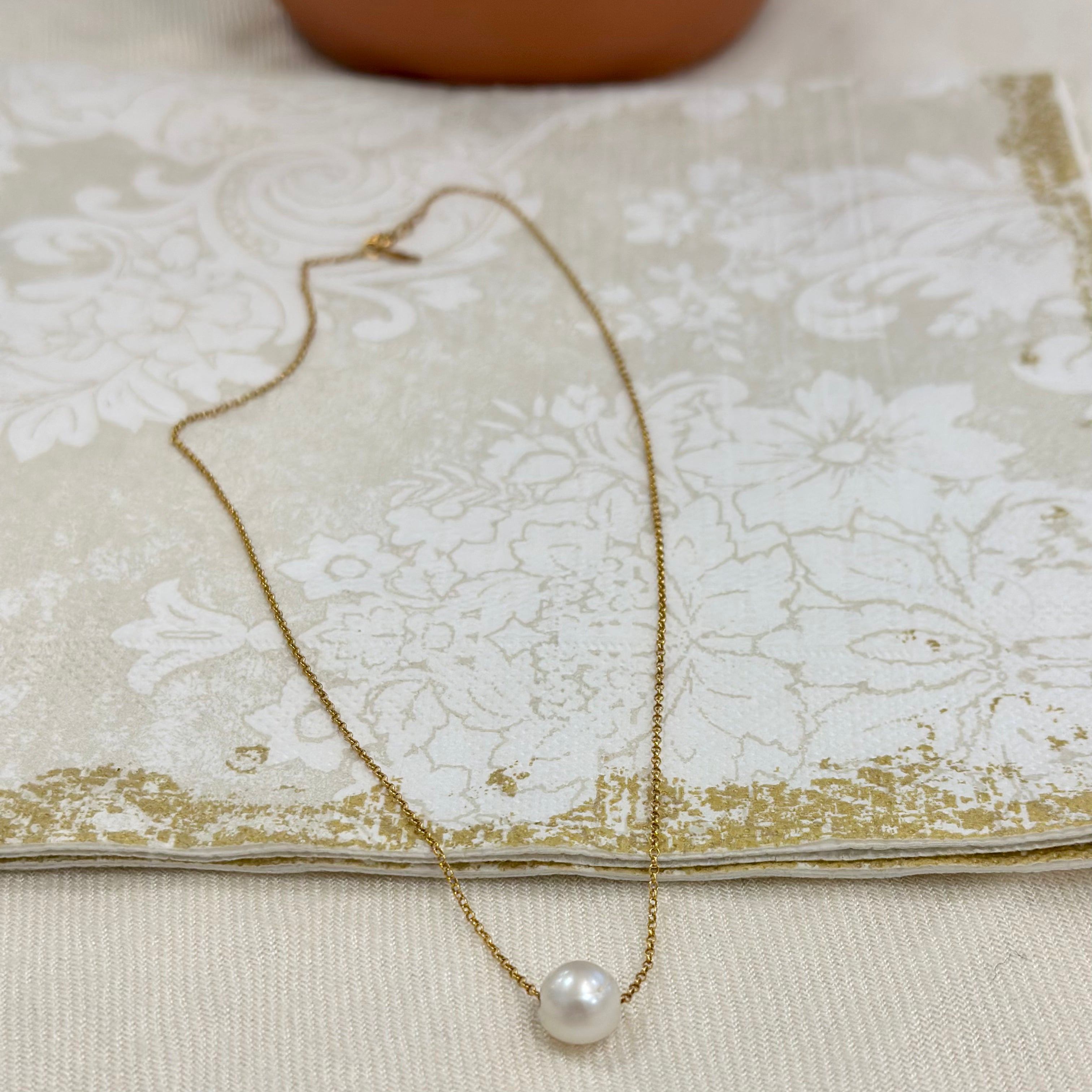 Floating Pearl Necklace