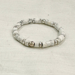 Howlite Heishi gemstone bracelet